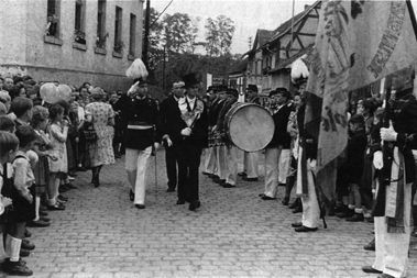 Schuetzen.gif (106083 Byte)