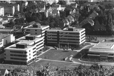 Dienstgebaeude.gif (104782 Byte)