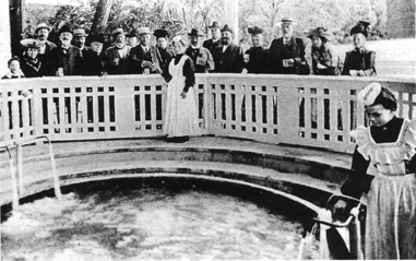 brunnenmaedchen.gif (103625 Byte)