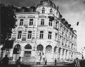 Palasthotel_1.gif (68453 Byte)