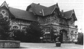 Bahnhof.gif (46093 Byte)