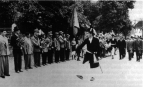 Kirmesparade.gif (51373 Byte)