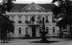 Rathaus1.gif (39272 Byte)